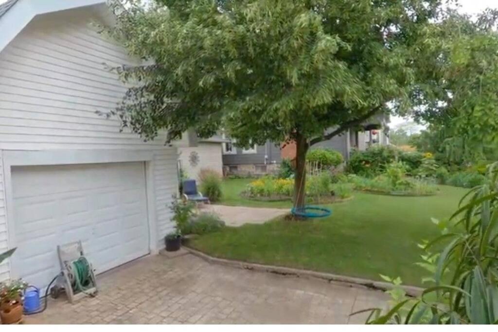 Garden 2 Storey House Niagara Falls Eksteriør bilde