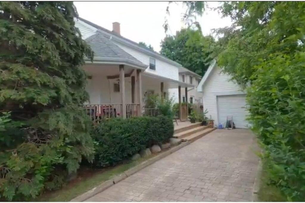Garden 2 Storey House Niagara Falls Eksteriør bilde
